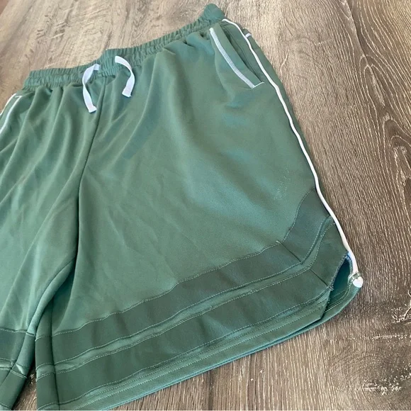 Gymshark Seafoam Green Basketball Shorts - Picture 3 of 11